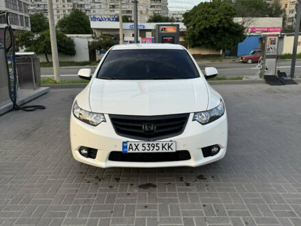 Хонда Аккорд 2011 у Харкові на Automoto.ua Білий Хонда Аккорд, об'ємом двигуна 2 л та пробігом 220 тис. км за 11200 $, фото 1 на Automoto.ua