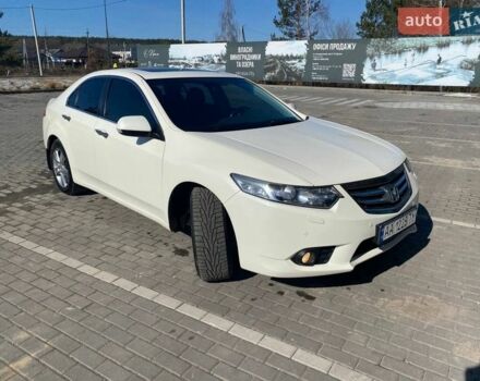 Белый Хонда Аккорд, объемом двигателя 2.35 л и пробегом 179 тыс. км за 12499 $, фото 1 на Automoto.ua