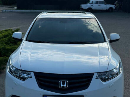 Белый Хонда Аккорд, объемом двигателя 2 л и пробегом 113 тыс. км за 12300 $, фото 1 на Automoto.ua