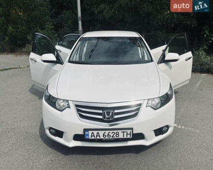Белый Хонда Аккорд, объемом двигателя 2 л и пробегом 116 тыс. км за 13100 $, фото 1 на Automoto.ua