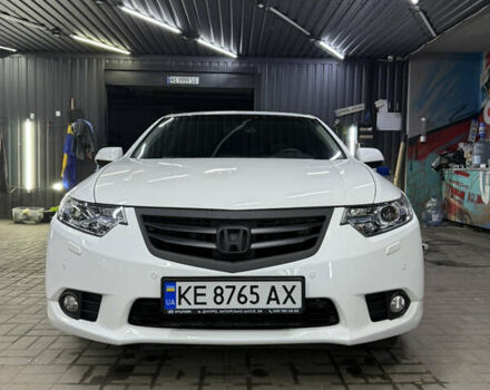 Белый Хонда Аккорд, объемом двигателя 2.35 л и пробегом 180 тыс. км за 12000 $, фото 1 на Automoto.ua