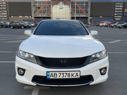 Хонда Аккорд 2013 у Києві на Automoto.ua Білий Хонда Аккорд, об'ємом двигуна 2.4 л та пробігом 160 тис. км за 10950 $, фото 1 на Automoto.ua
