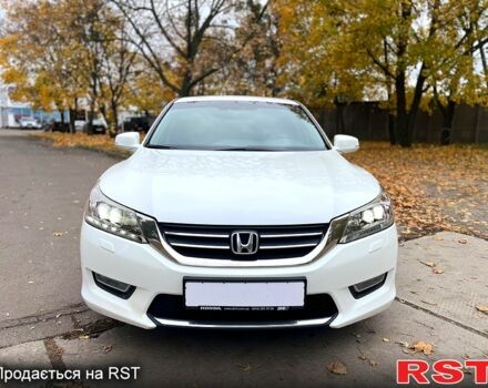 Белый Хонда Аккорд, объемом двигателя 2.4 л и пробегом 134 тыс. км за 12900 $, фото 1 на Automoto.ua