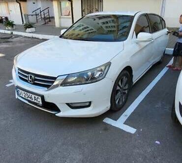 Хонда Аккорд 2013 в Киеве на Automoto.ua Белый Хонда Аккорд, объемом двигателя 2.36 л и пробегом 226 тыс. км за 10000 $, фото 1 на Automoto.ua