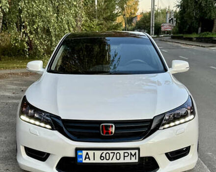 Білий Хонда Аккорд, об'ємом двигуна 2.4 л та пробігом 180 тис. км за 13500 $, фото 1 на Automoto.ua