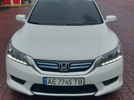 Белый Хонда Аккорд, объемом двигателя 2 л и пробегом 170 тыс. км за 12300 $, фото 1 на Automoto.ua
