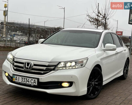 Білий Хонда Аккорд, об'ємом двигуна 2.4 л та пробігом 175 тис. км за 14700 $, фото 1 на Automoto.ua
