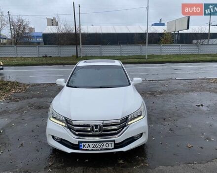 Белый Хонда Аккорд, объемом двигателя 2.36 л и пробегом 130 тыс. км за 15900 $, фото 1 на Automoto.ua