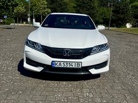 Белый Хонда Аккорд, объемом двигателя 1.9 л и пробегом 105 тыс. км за 14500 $, фото 1 на Automoto.ua