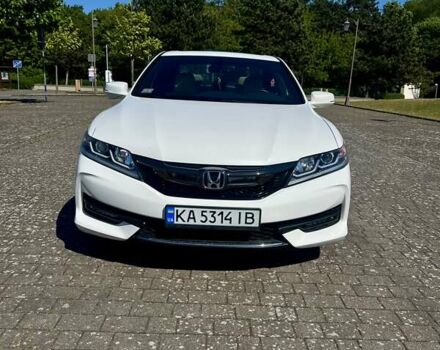 Белый Хонда Аккорд, объемом двигателя 1.9 л и пробегом 105 тыс. км за 14500 $, фото 1 на Automoto.ua