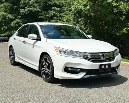 Белый Хонда Аккорд, объемом двигателя 2.4 л и пробегом 70 тыс. км за 9000 $, фото 1 на Automoto.ua