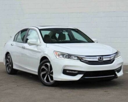 Белый Хонда Аккорд, объемом двигателя 2.4 л и пробегом 78 тыс. км за 5500 $, фото 1 на Automoto.ua