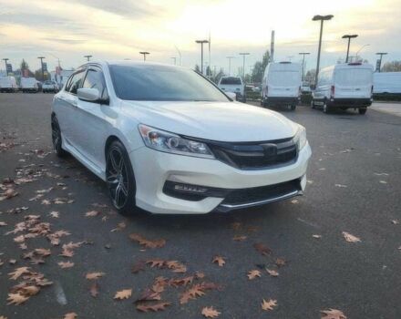 Белый Хонда Аккорд, объемом двигателя 2.4 л и пробегом 51 тыс. км за 11000 $, фото 1 на Automoto.ua