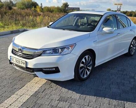 Білий Хонда Аккорд, об'ємом двигуна 2 л та пробігом 114 тис. км за 16200 $, фото 1 на Automoto.ua