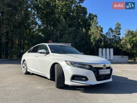 Хонда Аккорд 2018 в Одессе на Automoto.ua Белый Хонда Аккорд, объемом двигателя 1.5 л и пробегом 75 тыс. км за 22500 $, фото 1 на Automoto.ua