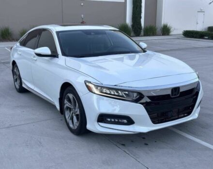 Белый Хонда Аккорд, объемом двигателя 2 л и пробегом 32 тыс. км за 15000 $, фото 1 на Automoto.ua