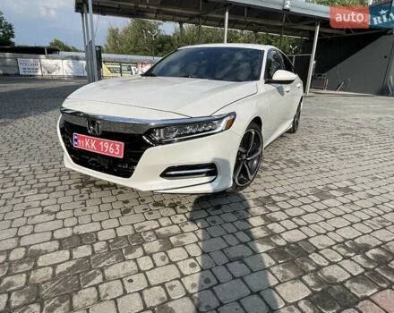 Белый Хонда Аккорд, объемом двигателя 0 л и пробегом 170 тыс. км за 21500 $, фото 1 на Automoto.ua