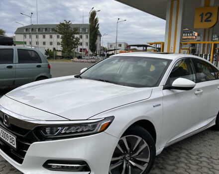 Хонда Аккорд 2019 в Киеве на Automoto.ua Белый Хонда Аккорд, объемом двигателя 2 л и пробегом 107 тыс. км за 21000 $, фото 1 на Automoto.ua
