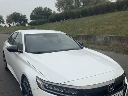 Хонда Аккорд 2022 у Києві на Automoto.ua Білий Хонда Аккорд, об'ємом двигуна 1.5 л та пробігом 15 тис. км за 24000 $, фото 1 на Automoto.ua