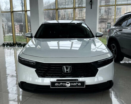 Білий Хонда Аккорд, об'ємом двигуна 1.5 л та пробігом 80 тис. км за 25000 $, фото 1 на Automoto.ua