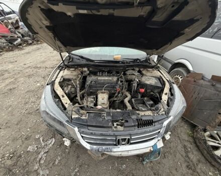 Бежевый Хонда Аккорд, объемом двигателя 2.4 л и пробегом 170 тыс. км за 5500 $, фото 6 на Automoto.ua