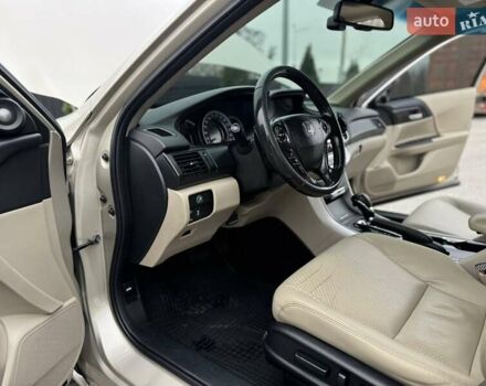 Бежевый Хонда Аккорд, объемом двигателя 2.4 л и пробегом 191 тыс. км за 12600 $, фото 23 на Automoto.ua