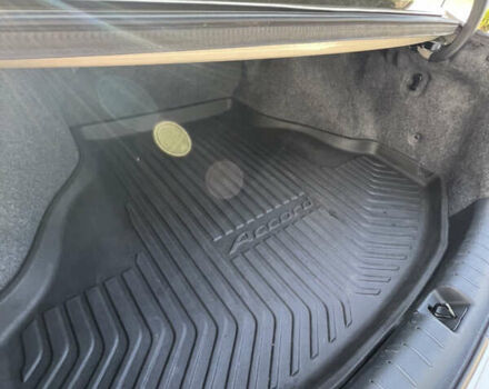 Бежевый Хонда Аккорд, объемом двигателя 2.36 л и пробегом 126 тыс. км за 15500 $, фото 7 на Automoto.ua