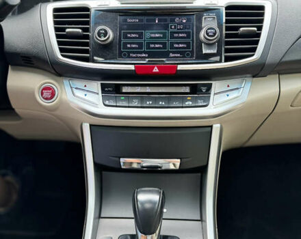 Бежевий Хонда Аккорд, об'ємом двигуна 2.4 л та пробігом 147 тис. км за 12500 $, фото 11 на Automoto.ua