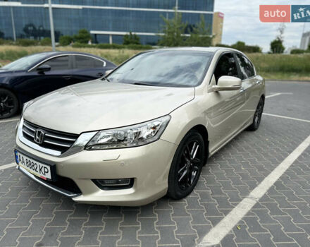 Бежевий Хонда Аккорд, об'ємом двигуна 2.4 л та пробігом 147 тис. км за 12500 $, фото 5 на Automoto.ua
