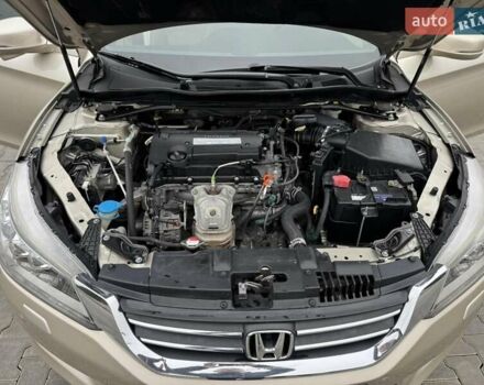 Бежевый Хонда Аккорд, объемом двигателя 2.4 л и пробегом 191 тыс. км за 12600 $, фото 22 на Automoto.ua