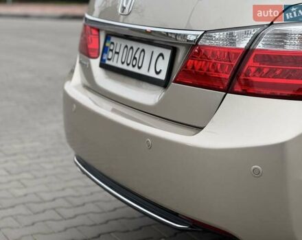 Бежевый Хонда Аккорд, объемом двигателя 2.4 л и пробегом 191 тыс. км за 12600 $, фото 9 на Automoto.ua