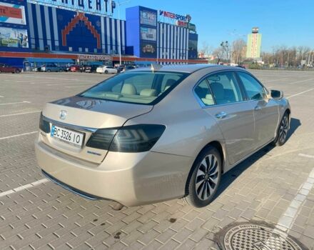 Бежевый Хонда Аккорд, объемом двигателя 2 л и пробегом 270 тыс. км за 11112 $, фото 1 на Automoto.ua