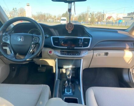 Бежевый Хонда Аккорд, объемом двигателя 2 л и пробегом 270 тыс. км за 11112 $, фото 4 на Automoto.ua