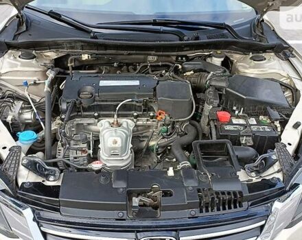Бежевый Хонда Аккорд, объемом двигателя 2.4 л и пробегом 53 тыс. км за 12199 $, фото 59 на Automoto.ua
