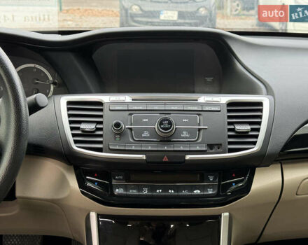 Бежевый Хонда Аккорд, объемом двигателя 2.36 л и пробегом 70 тыс. км за 14700 $, фото 14 на Automoto.ua