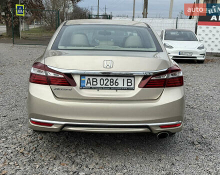 Бежевый Хонда Аккорд, объемом двигателя 2.36 л и пробегом 70 тыс. км за 14700 $, фото 3 на Automoto.ua