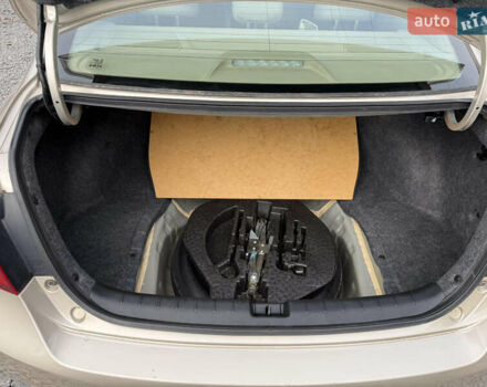 Бежевый Хонда Аккорд, объемом двигателя 2.36 л и пробегом 70 тыс. км за 14700 $, фото 7 на Automoto.ua