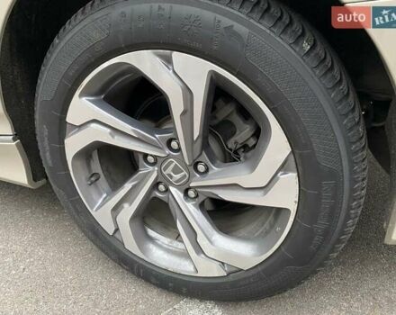 Бежевый Хонда Аккорд, объемом двигателя 1.5 л и пробегом 63 тыс. км за 16500 $, фото 4 на Automoto.ua