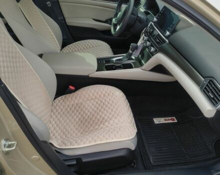 Бежевый Хонда Аккорд, объемом двигателя 1.5 л и пробегом 132 тыс. км за 15000 $, фото 18 на Automoto.ua