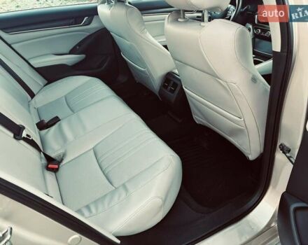 Бежевый Хонда Аккорд, объемом двигателя 2 л и пробегом 165 тыс. км за 19300 $, фото 17 на Automoto.ua