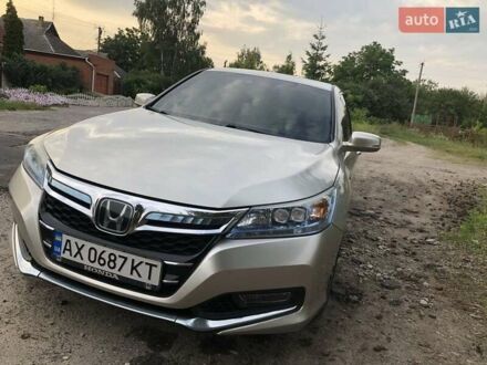 Хонда Аккорд 2013 в Харькове на Automoto.ua Бежевый Хонда Аккорд, объемом двигателя 1.99 л и пробегом 267 тыс. км за 13200 $, фото 1 на Automoto.ua