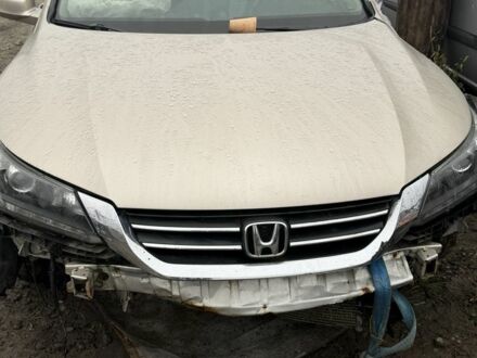 Бежевый Хонда Аккорд, объемом двигателя 2.4 л и пробегом 170 тыс. км за 5500 $, фото 1 на Automoto.ua