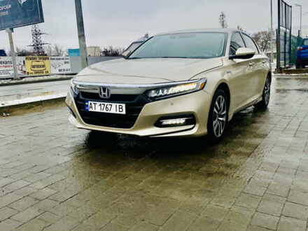 Хонда Аккорд 2020 у Івано-Франківську на Automoto.ua Бежевий Хонда Аккорд, об'ємом двигуна 1.99 л та пробігом 42 тис. км за 25000 $, фото 1 на Automoto.ua