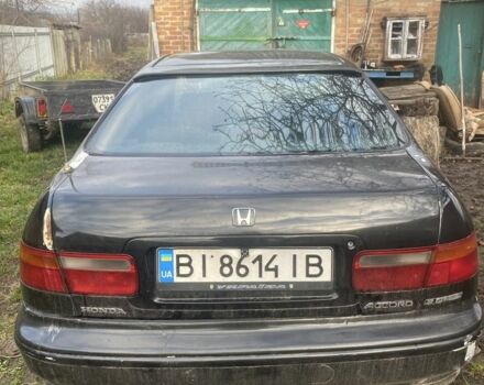 Черный Хонда Аккорд, объемом двигателя 2 л и пробегом 250 тыс. км за 590 $, фото 3 на Automoto.ua