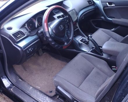 Чорний Хонда Аккорд, об'ємом двигуна 2 л та пробігом 2 тис. км за 10000 $, фото 6 на Automoto.ua