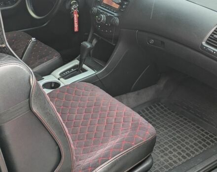 Черный Хонда Аккорд, объемом двигателя 2.4 л и пробегом 164 тыс. км за 5200 $, фото 4 на Automoto.ua