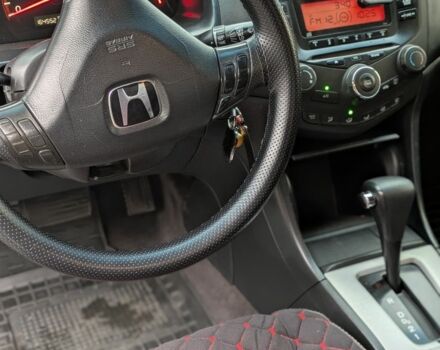 Черный Хонда Аккорд, объемом двигателя 2.4 л и пробегом 164 тыс. км за 5200 $, фото 7 на Automoto.ua