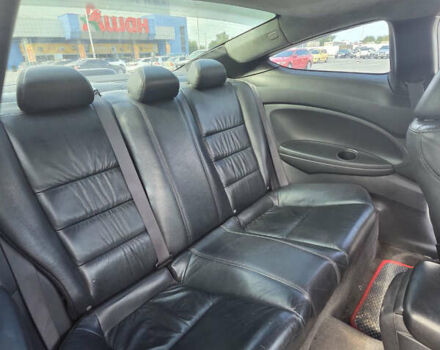 Черный Хонда Аккорд, объемом двигателя 3.5 л и пробегом 256 тыс. км за 8300 $, фото 17 на Automoto.ua