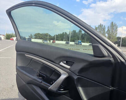 Черный Хонда Аккорд, объемом двигателя 3.5 л и пробегом 256 тыс. км за 8300 $, фото 13 на Automoto.ua