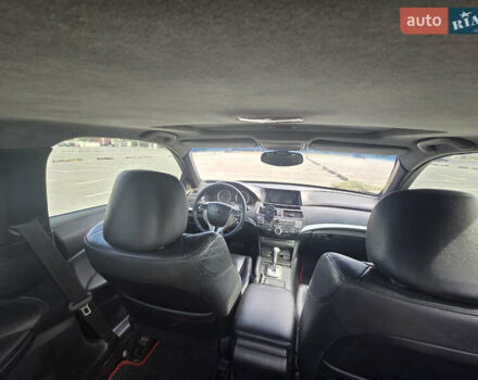 Черный Хонда Аккорд, объемом двигателя 3.5 л и пробегом 256 тыс. км за 8300 $, фото 18 на Automoto.ua